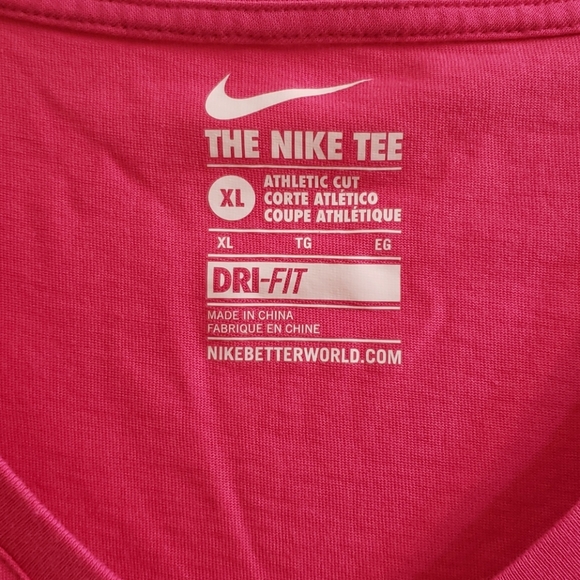 Nike tee - Picture 2 of 4